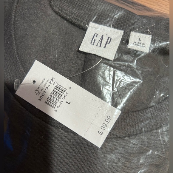 GAP Crewneck logo sweatshirt - XL NWT - Picture 3 of 5